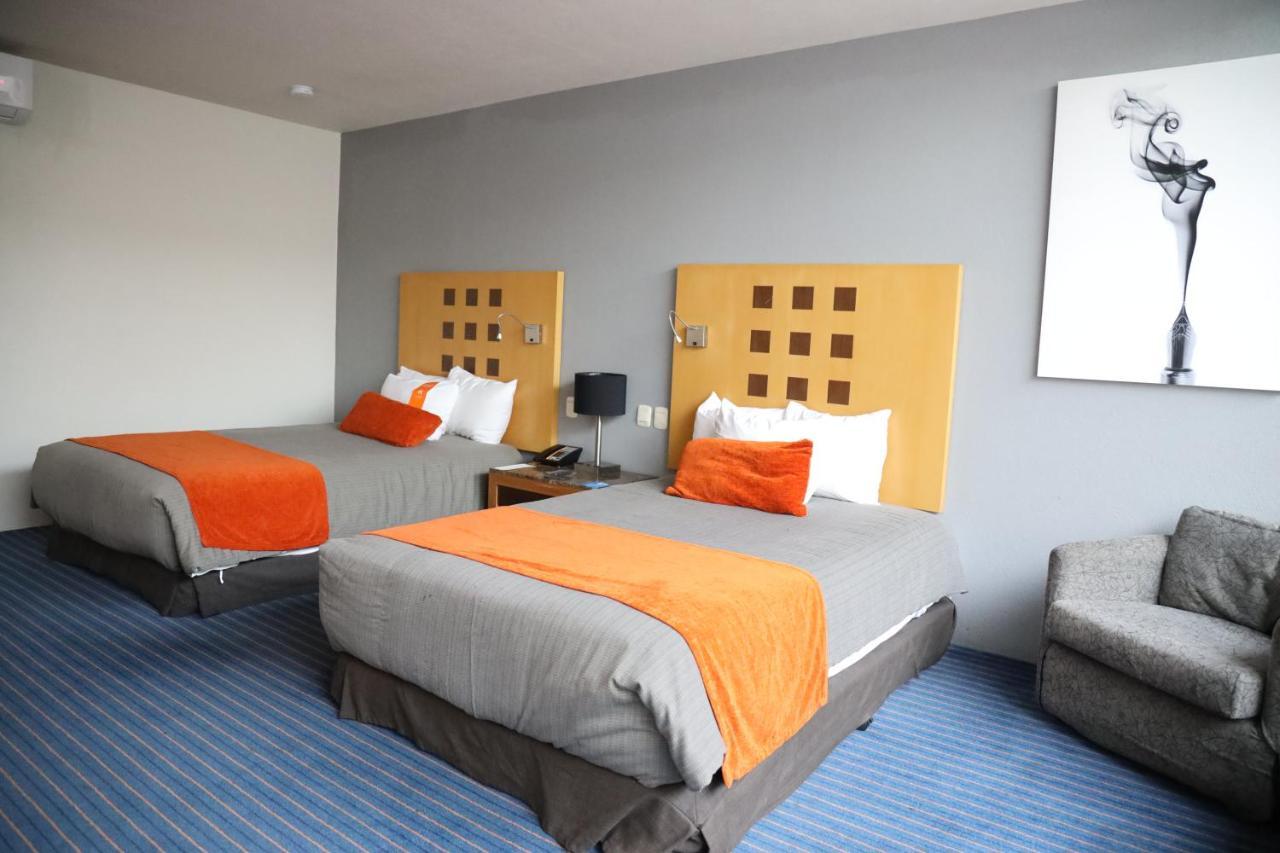Real Inn Nuevo Laredo Εξωτερικό φωτογραφία